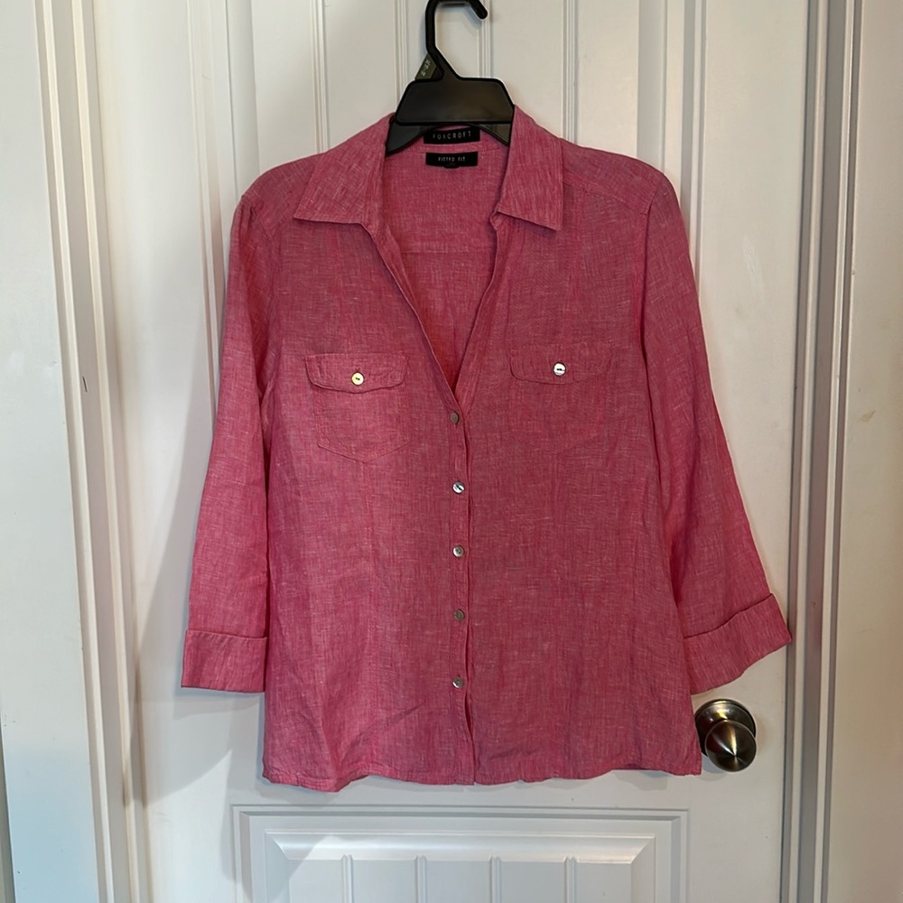 Like new v neck button down blouse.